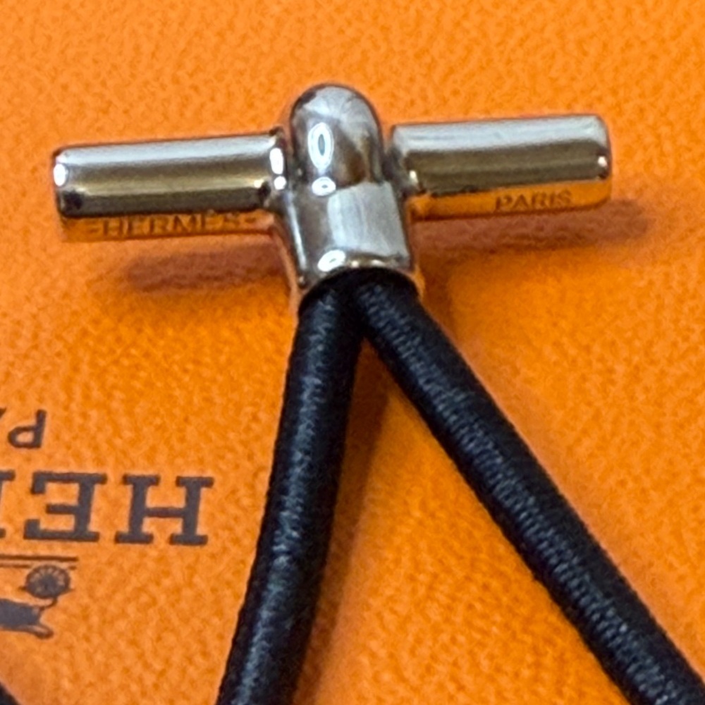 Hermes Glenan Silver Hair Ties - Picture 3 of 7